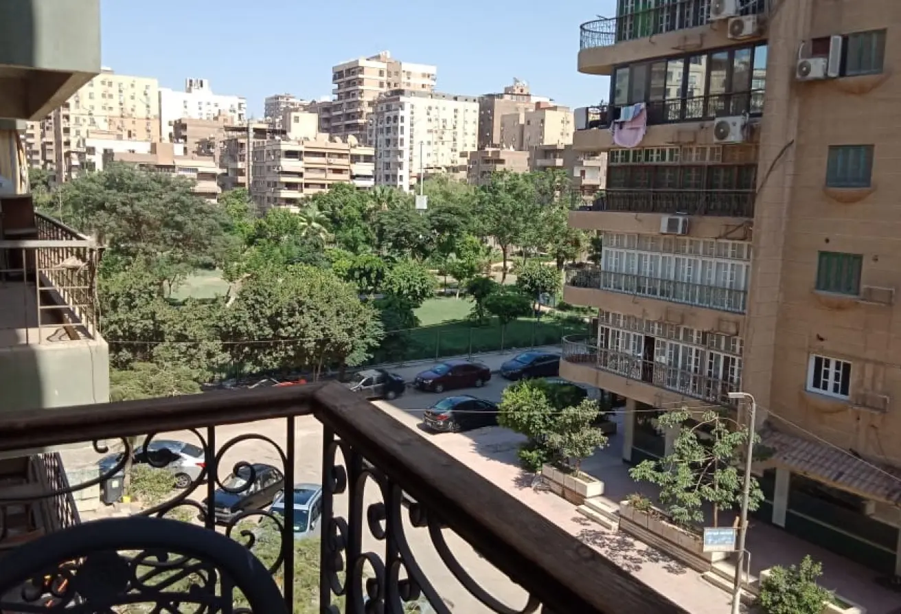شقة للبيع في مدينة نصر | موقع مميز