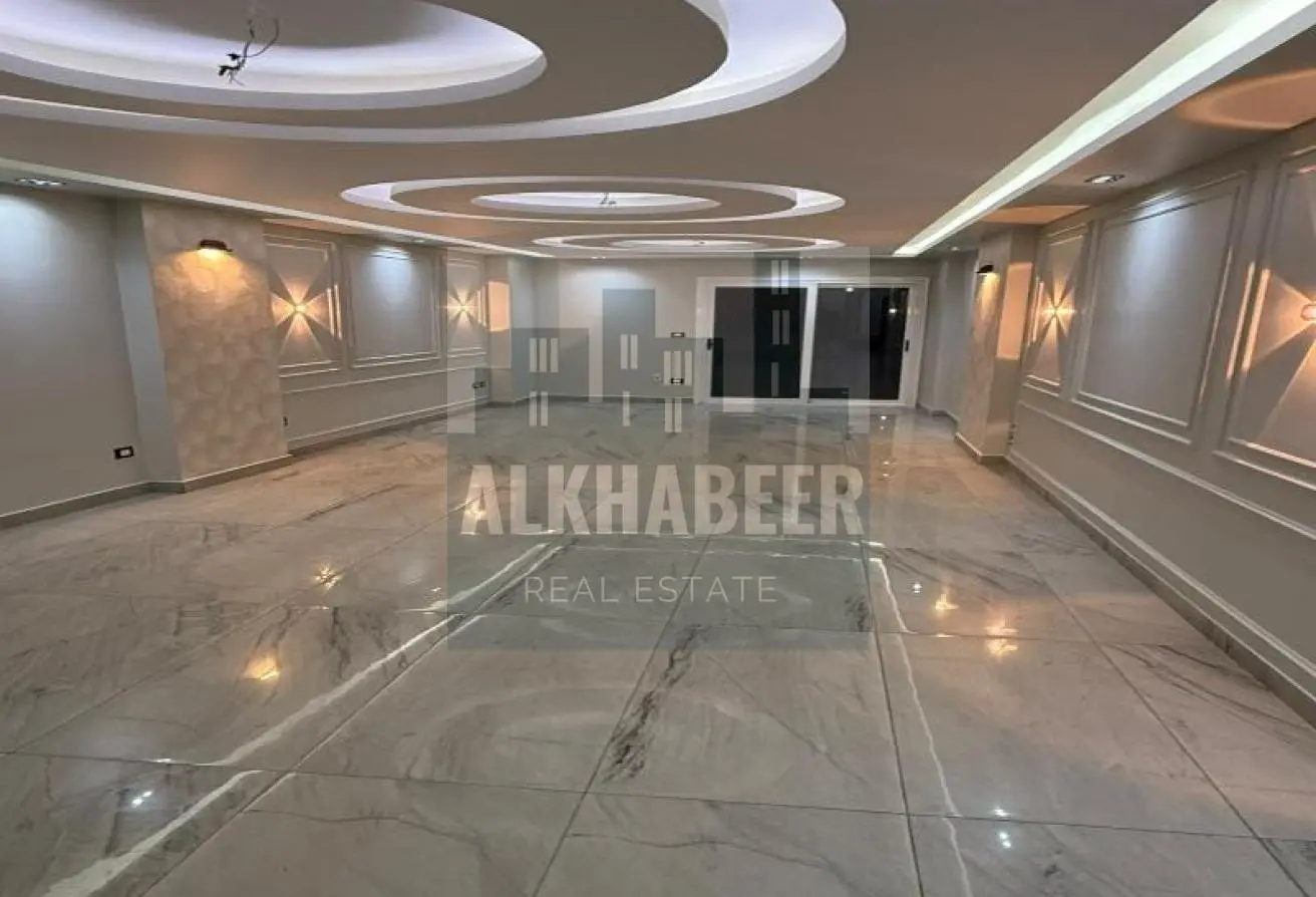 1 Luxury apartment, first occupancy, brand new finishing, in a modern tower suitable for all purposes.