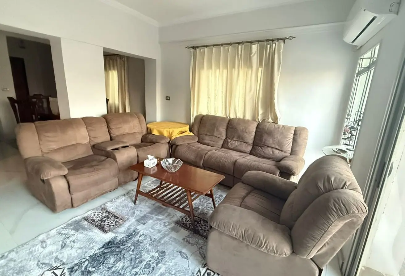 3 Bedrooms Apartment for Rent in Agouza