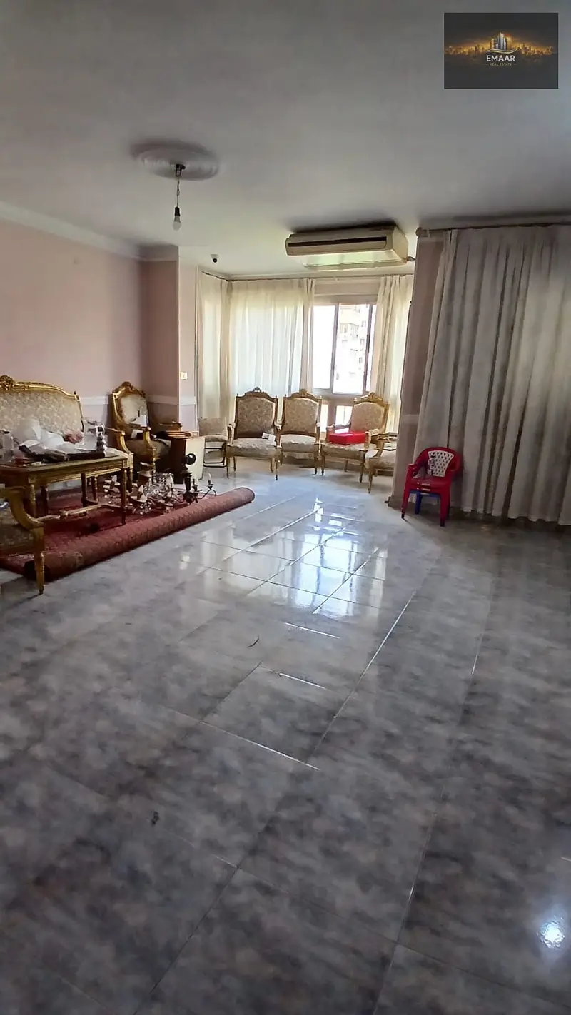 شقه للبيع عمارات مصر للتعمير شيراتون المطار ١٢٠ متر شارع رئيسي بتطل علي حديقه كبيره