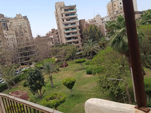 Golf Land Apartment, Heliopolis, with air conditioning, garden view.