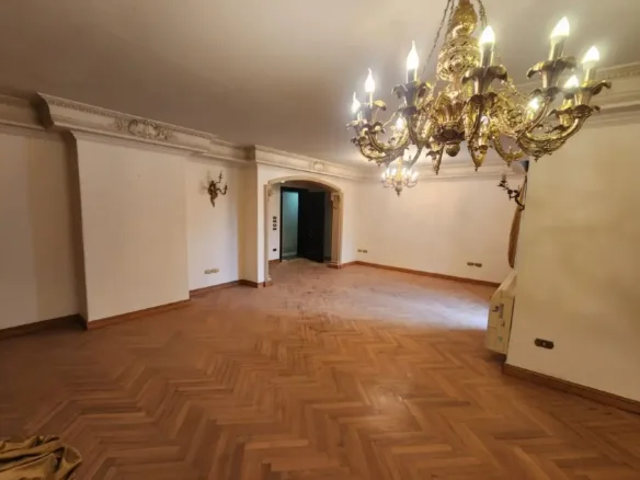 Apartment for rent, 225 sq m, in the upscale Almaza area, next to Tivoli and Oscar Market