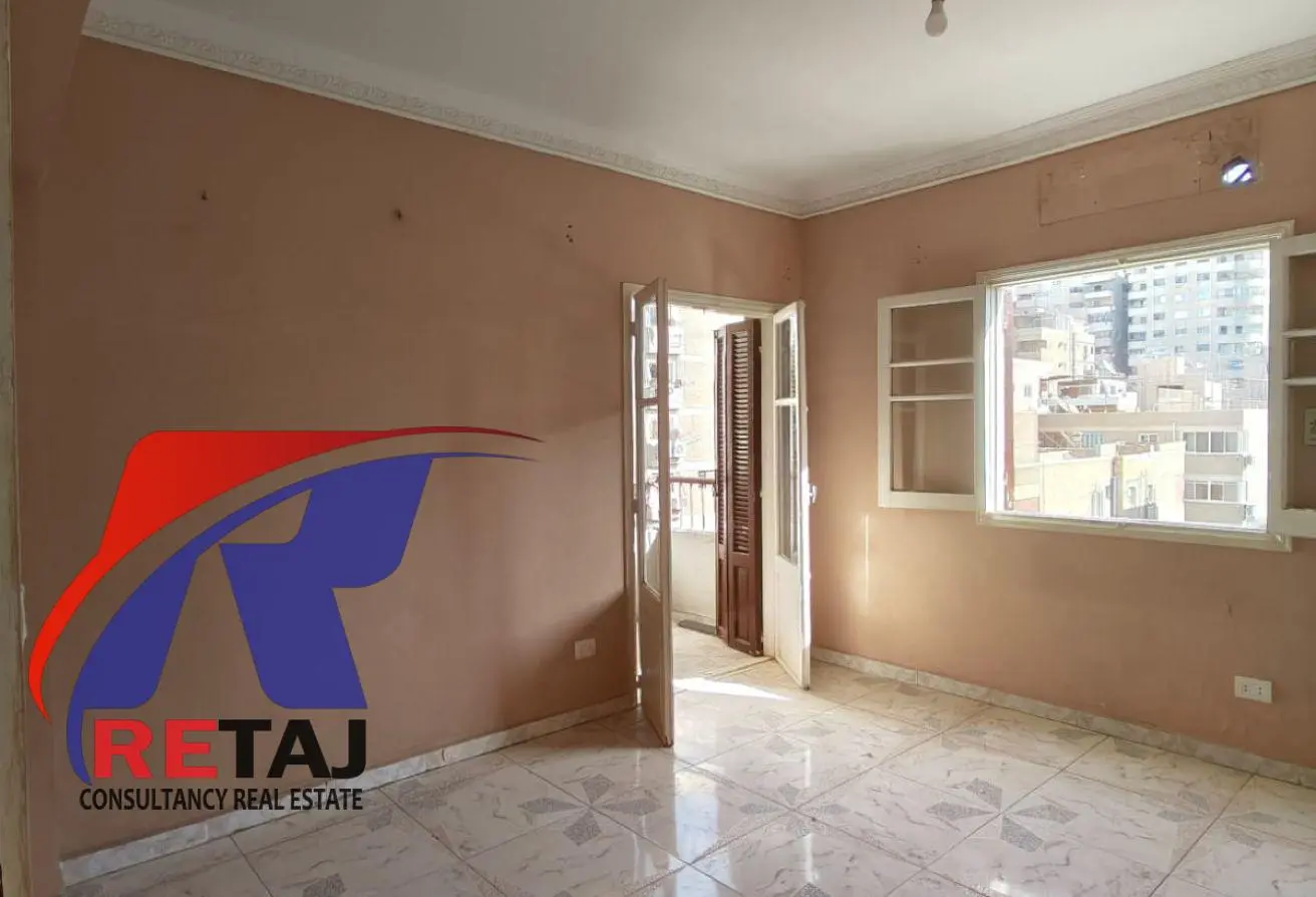 Apartment for rent at an exceptional price overlooking Abbas El Akkad Street