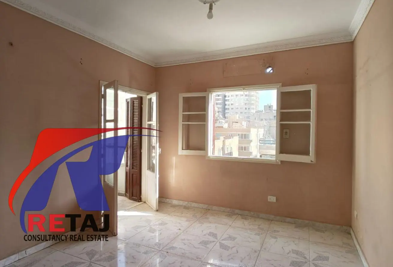 Apartment for rent at an exceptional price overlooking Abbas El Akkad Street