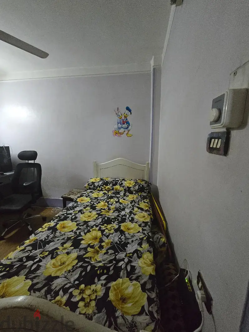 110m² apartment in a quiet neighborhood next to Saint Teresa metro station, directly from the owner