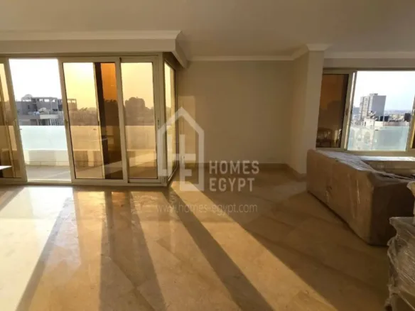شقة واسعة جاهزة للسكن في جنوب الزمالك