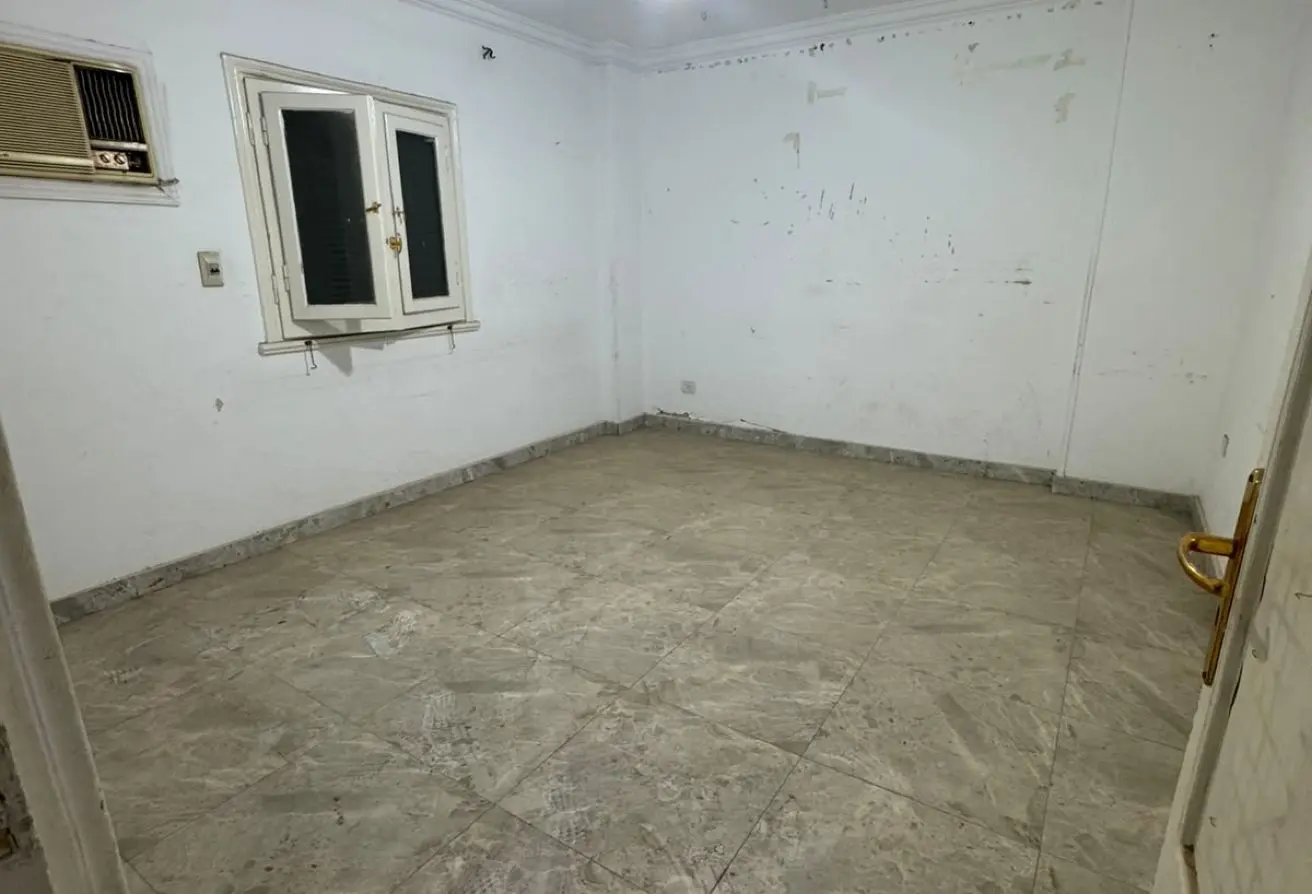 Apartment for rent, new residential law, in the first district, behind Abu Al-Ezz Al-Souri.