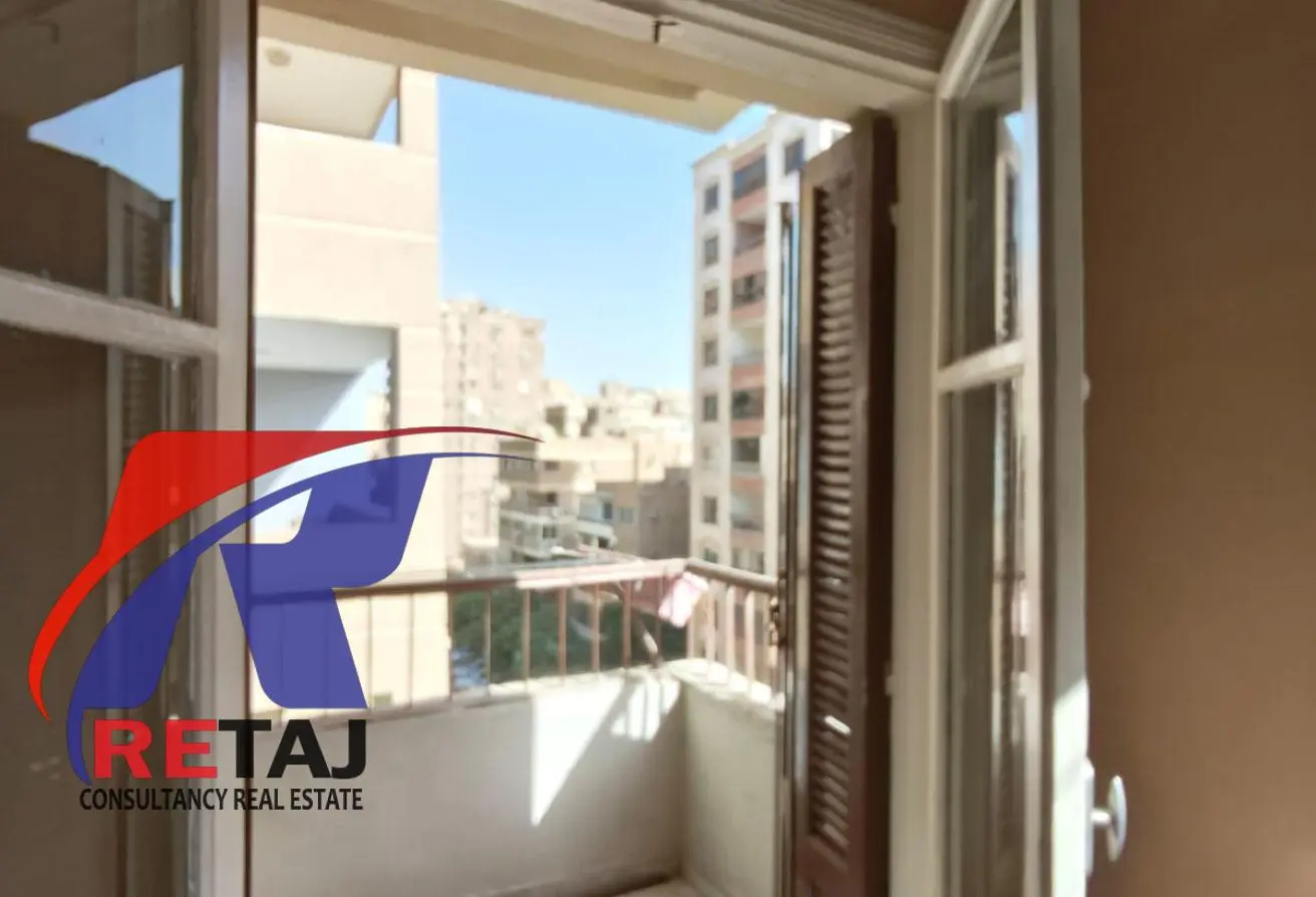 Apartment for rent at an exceptional price overlooking Abbas El Akkad Street