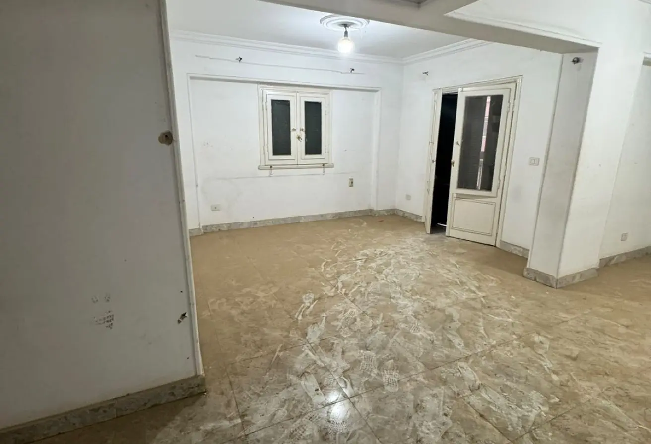 Apartment for rent, new residential law, in the first district, behind Abu Al-Ezz Al-Souri.