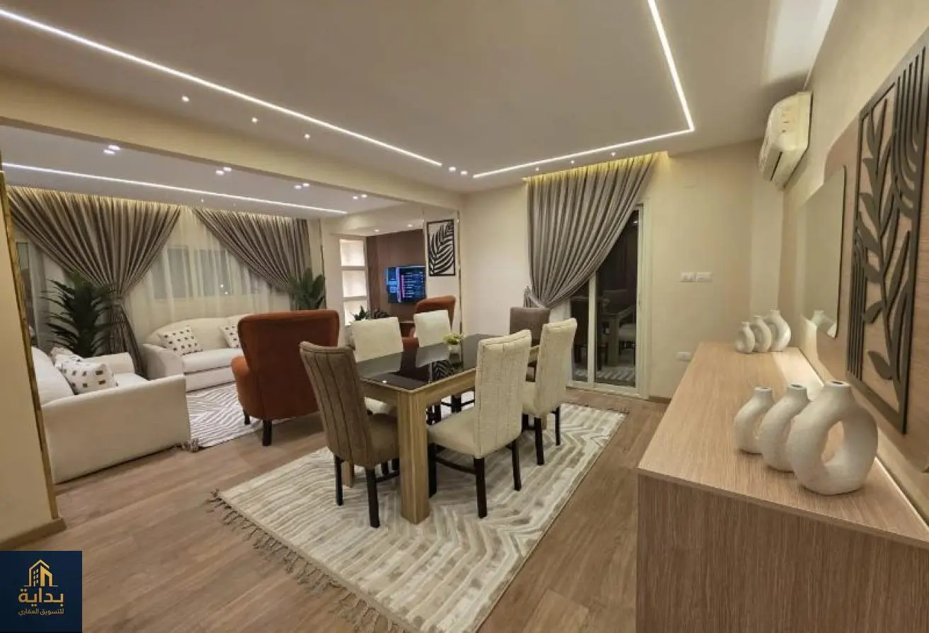 VIP hotel apartment for rent, steps from Abbas El Akkad Street