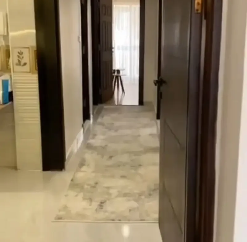 800