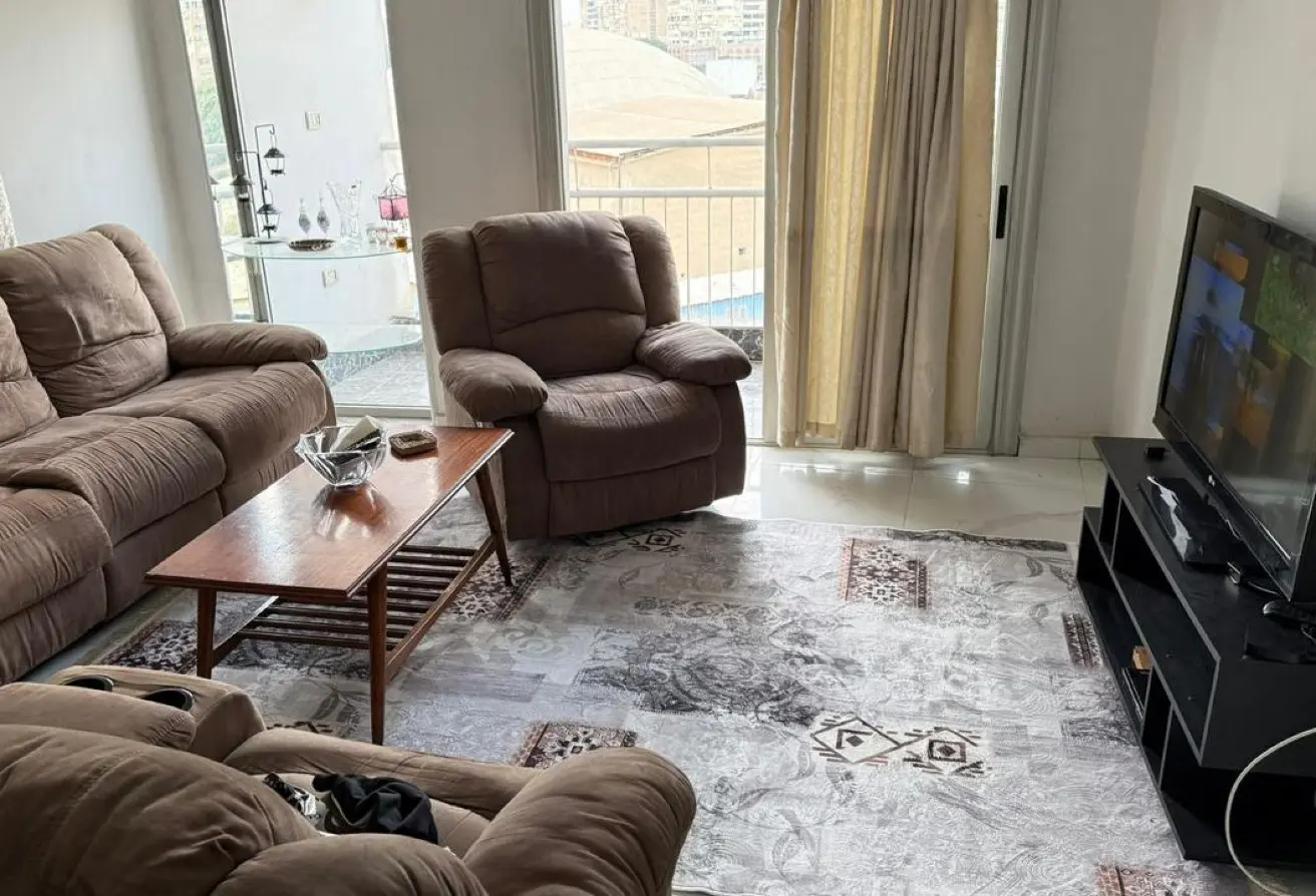 3 Bedrooms Apartment for Rent in Agouza