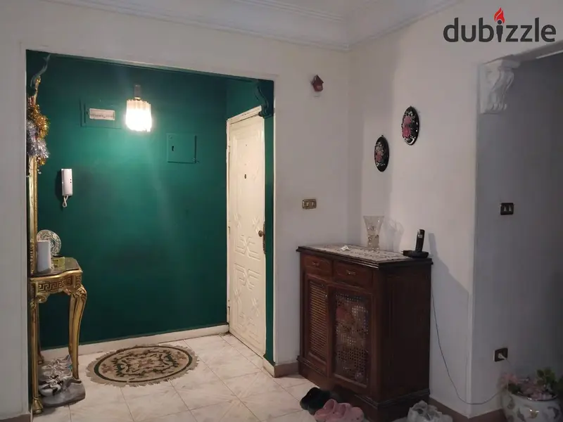 800