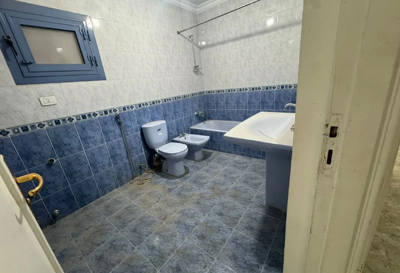 Apartment for rent, new residential law, in the first district, behind Abu Al-Ezz Al-Souri.