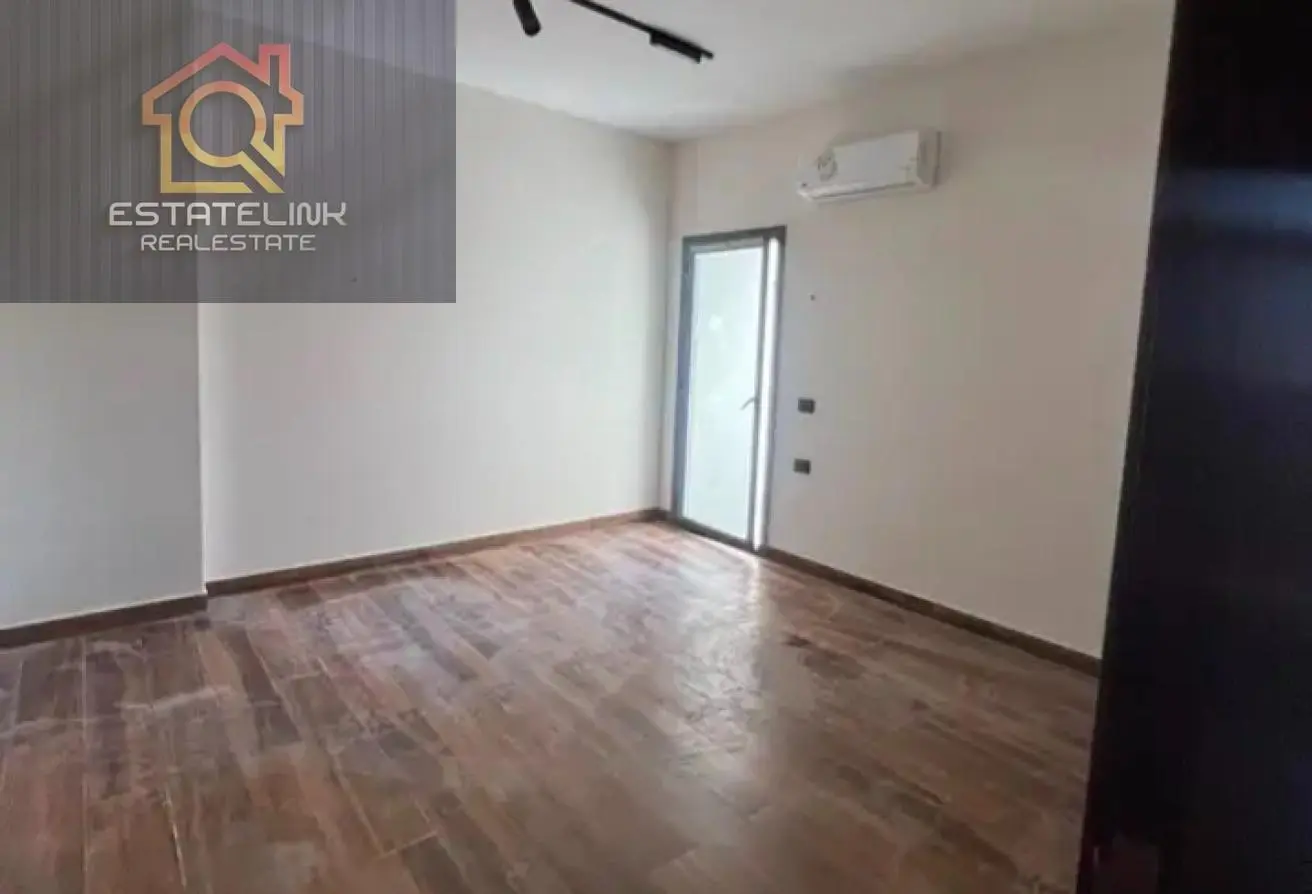 شقة للايجار في ذا ايكون ريزيدنس, كمبوندات التجمع الخامس تشطيبات حديثه / مطبخ بالاجهزه وتكيفات / سعر مميز