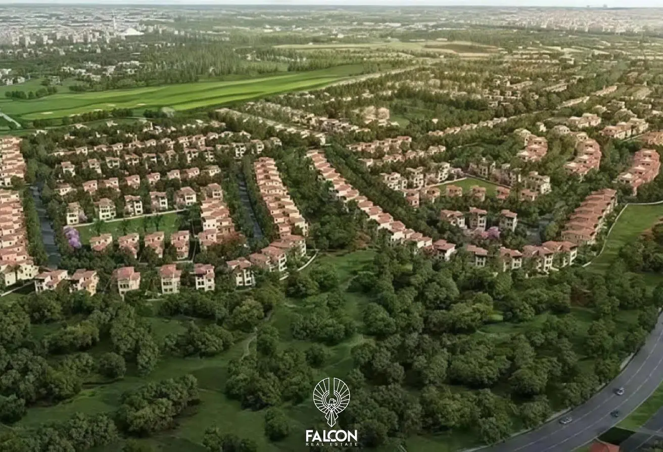 فيلا فخمه كالقصر 714متر بتقسيمه ذكيه فيو مفتوحGolf