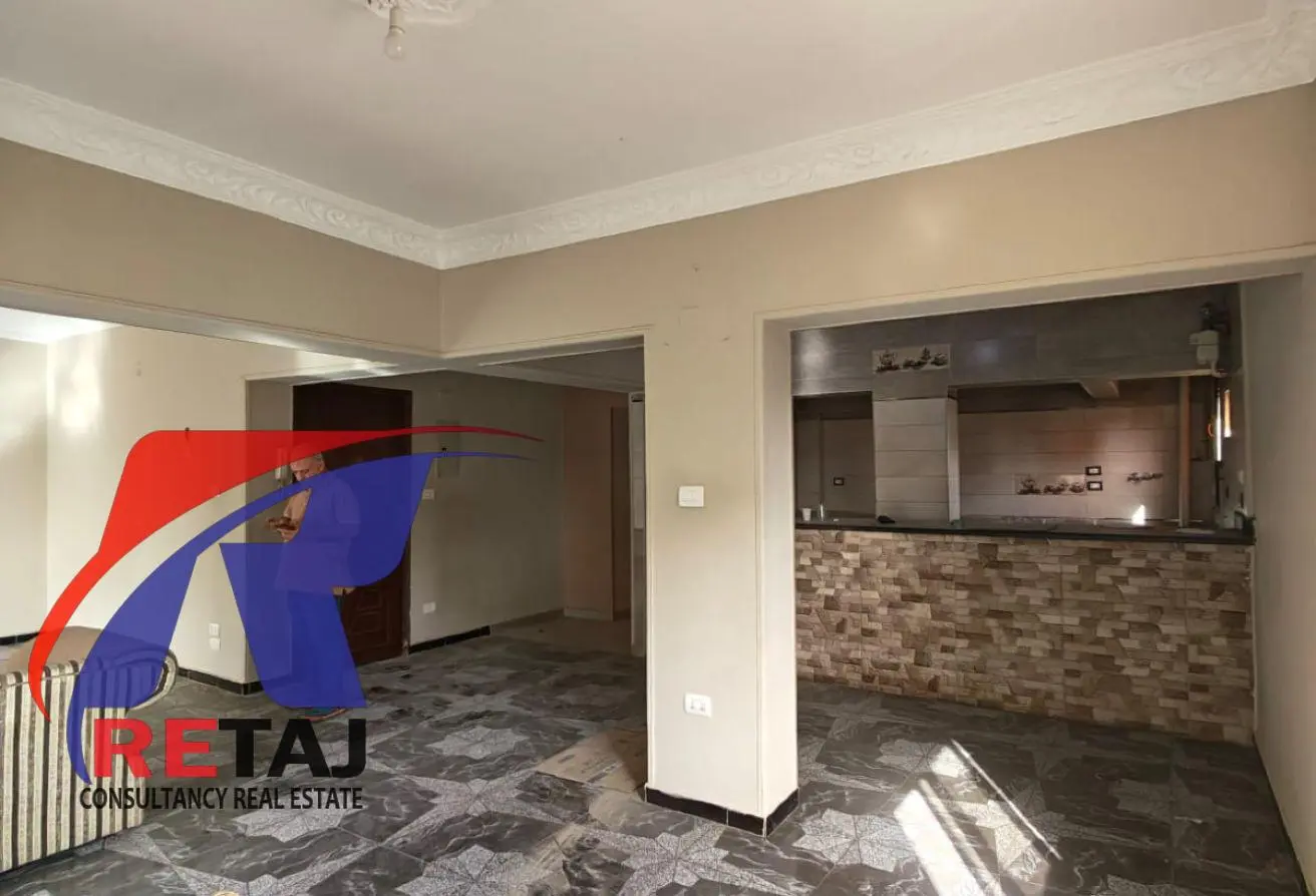 Apartment for rent at an exceptional price overlooking Abbas El Akkad Street