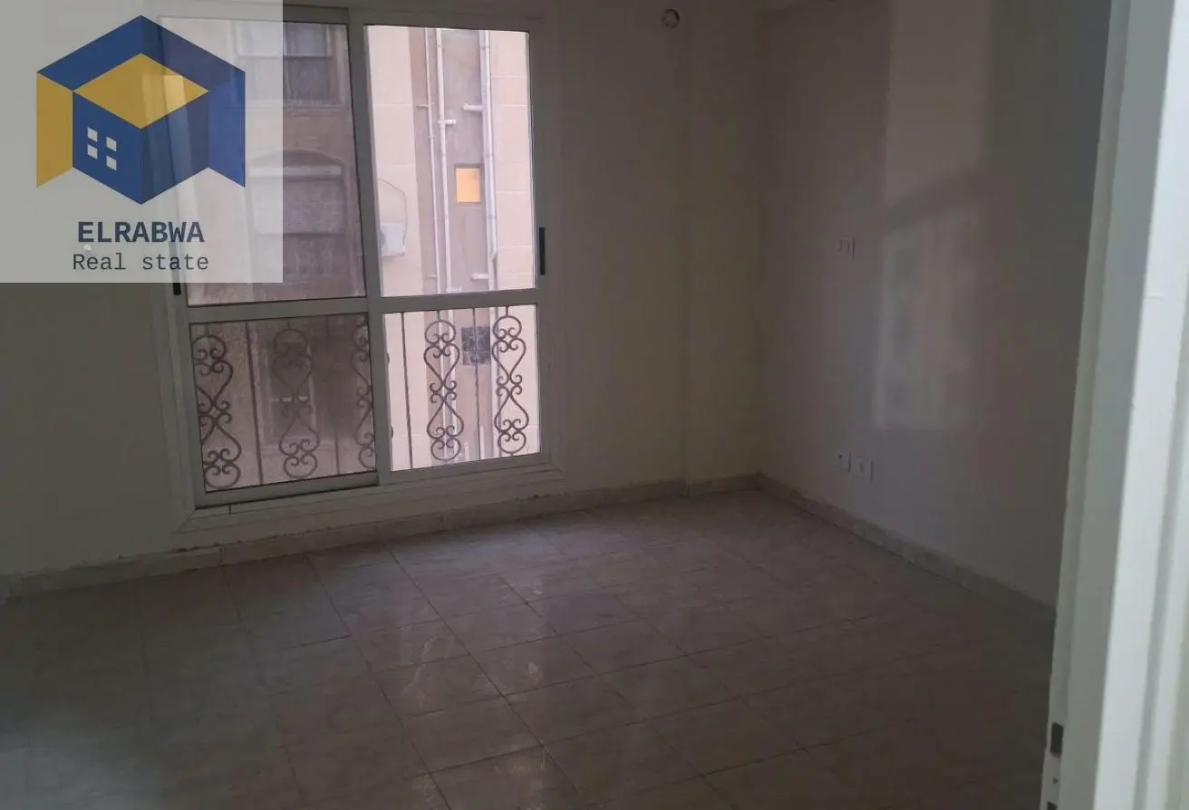Apartment 162m for sale with garden view, first floor, next to Avenue Mall