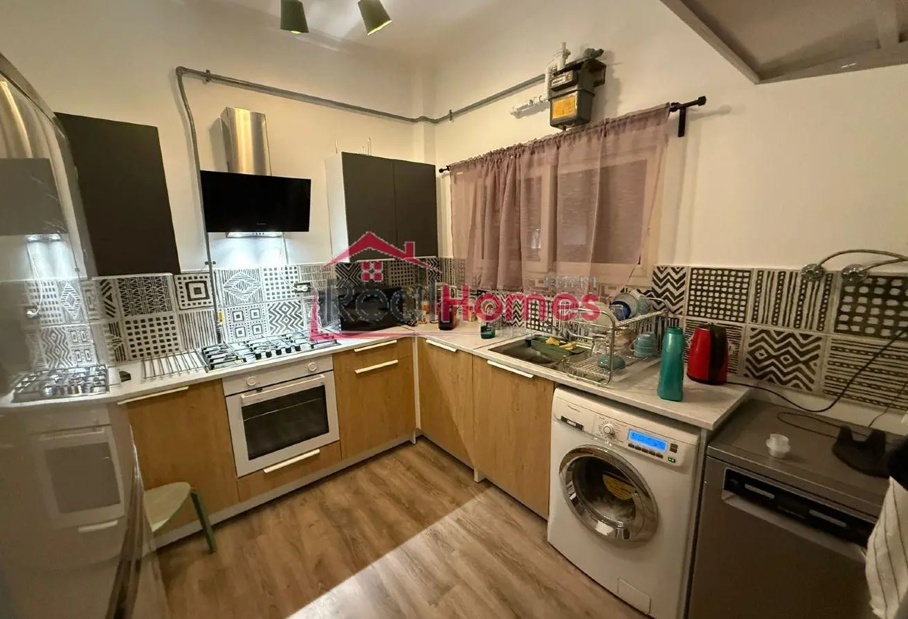 8 Cozy 3 bedroom apartment for rent in Agouza