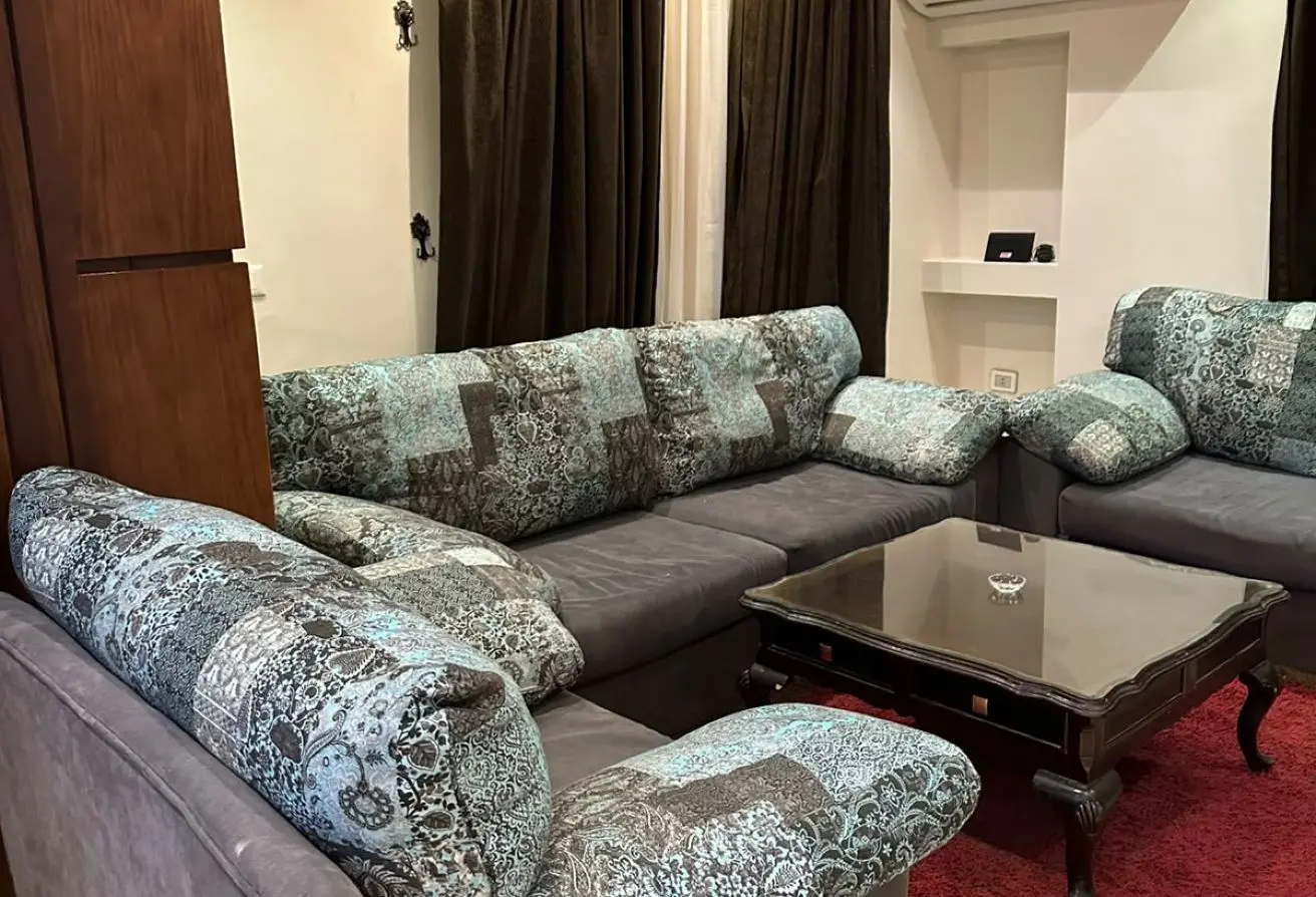 Furnished Golden Square apartment for rent, fully air-conditioned