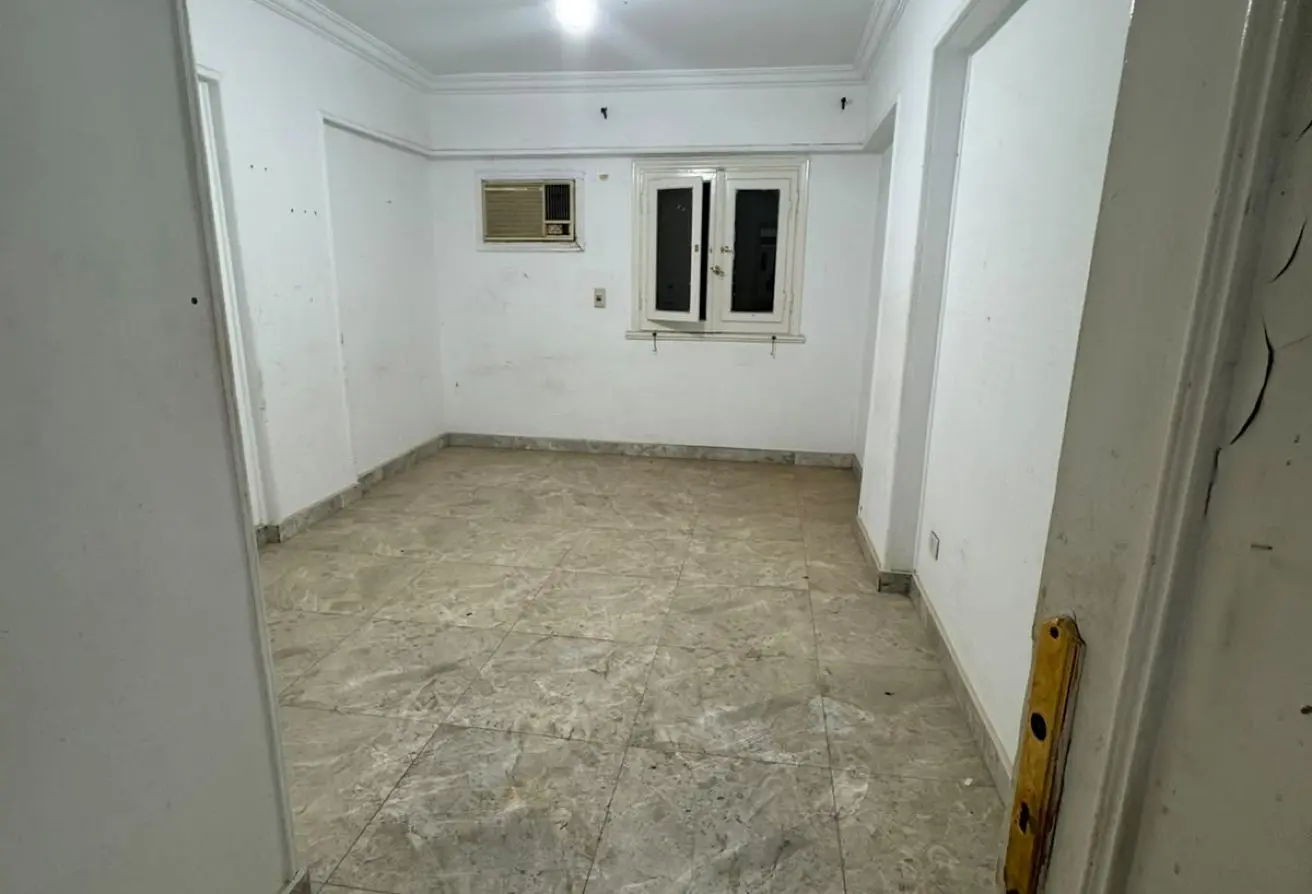 Apartment for rent, new residential law, in the first district, behind Abu Al-Ezz Al-Souri.