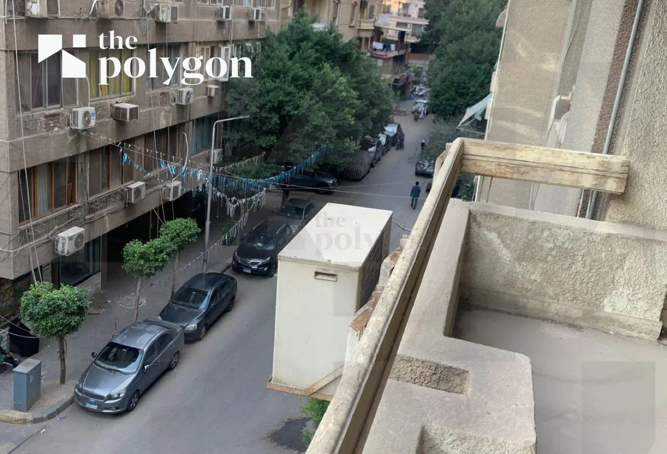شقة واسعة في موقع مميز بقلب الدقي