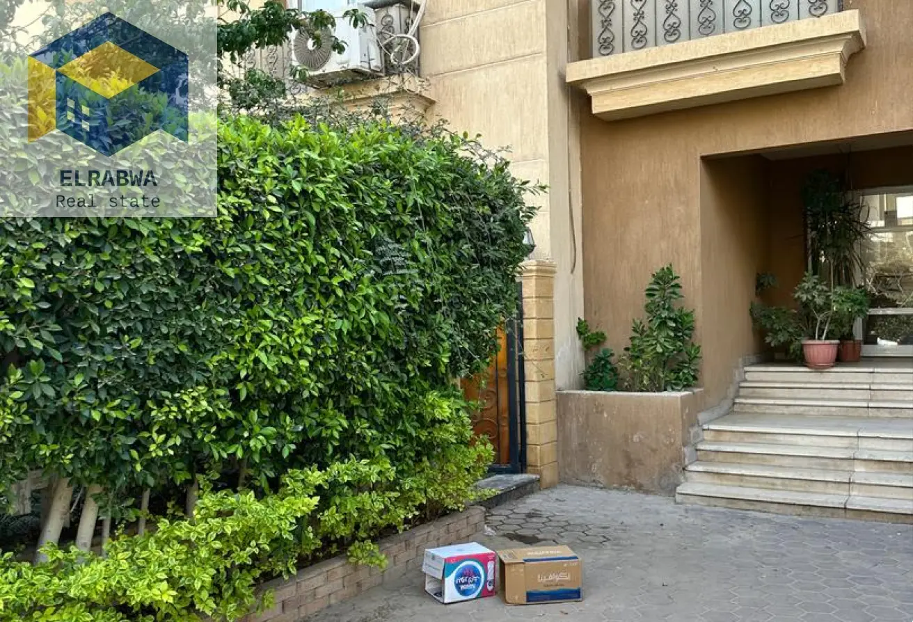 للبيعبالرحاب2 شقة 197متر أرضي بحديقة بجوار أفينيو