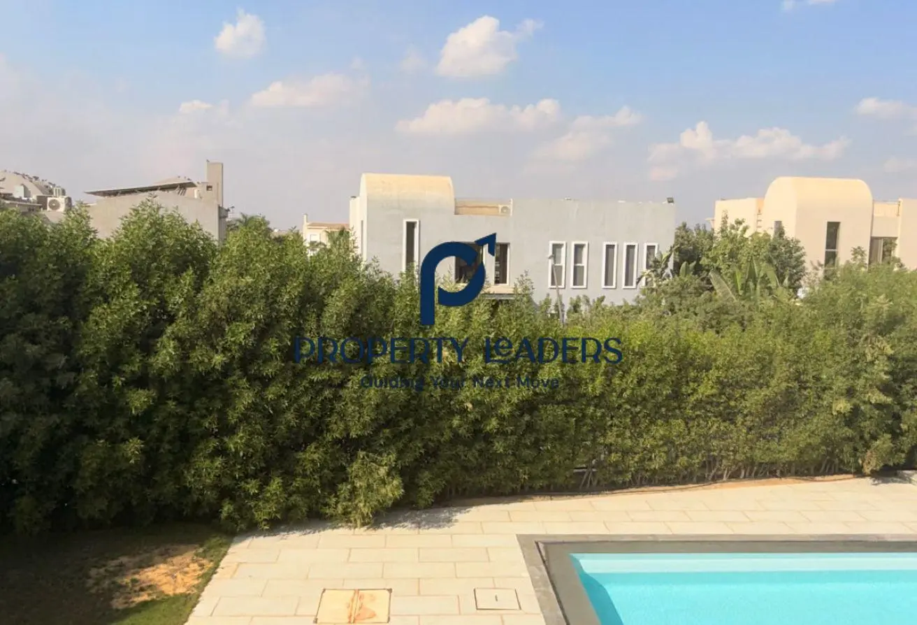 فيلا ثاني صف جولف للايجار في اليجريا – فيو مميز